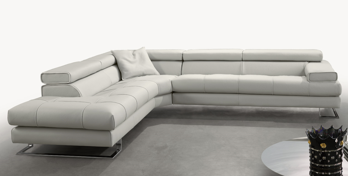 Avenue sectional by Gamma International